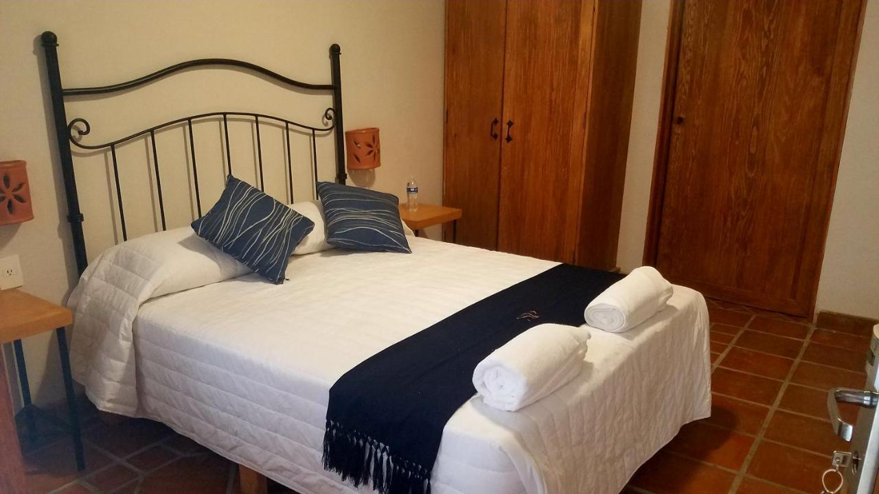 Puerta San Pedro Otel Tlaquepaque Dış mekan fotoğraf