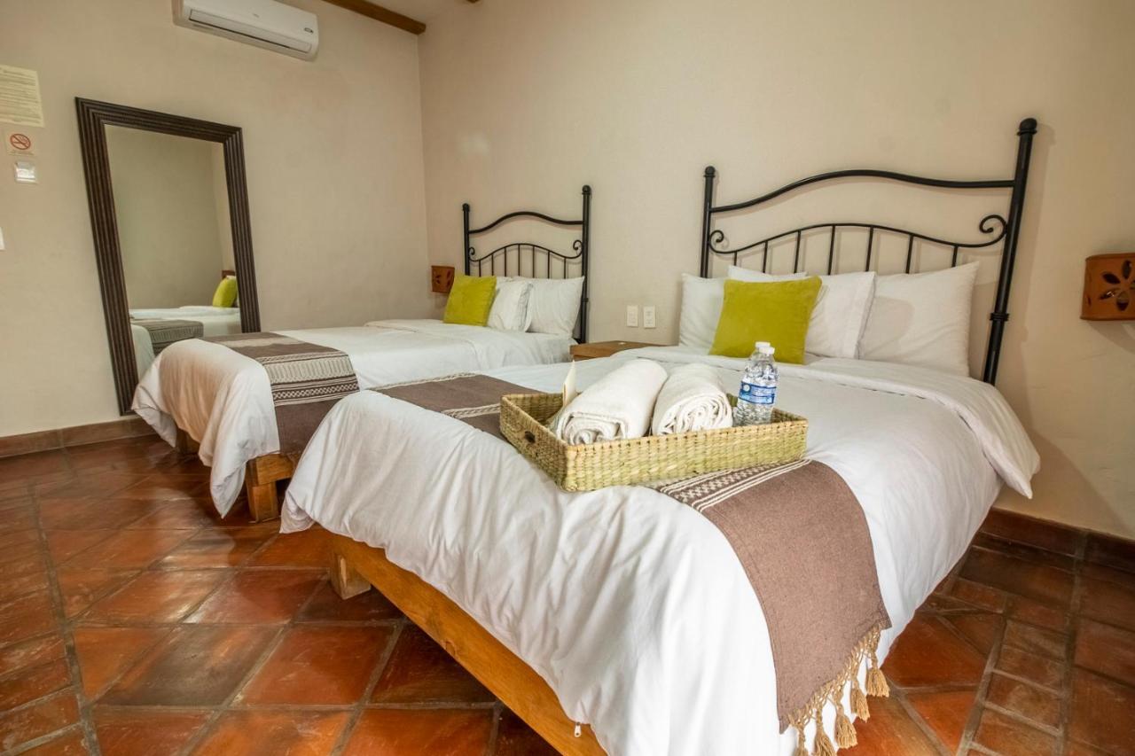 Puerta San Pedro Otel Tlaquepaque Dış mekan fotoğraf